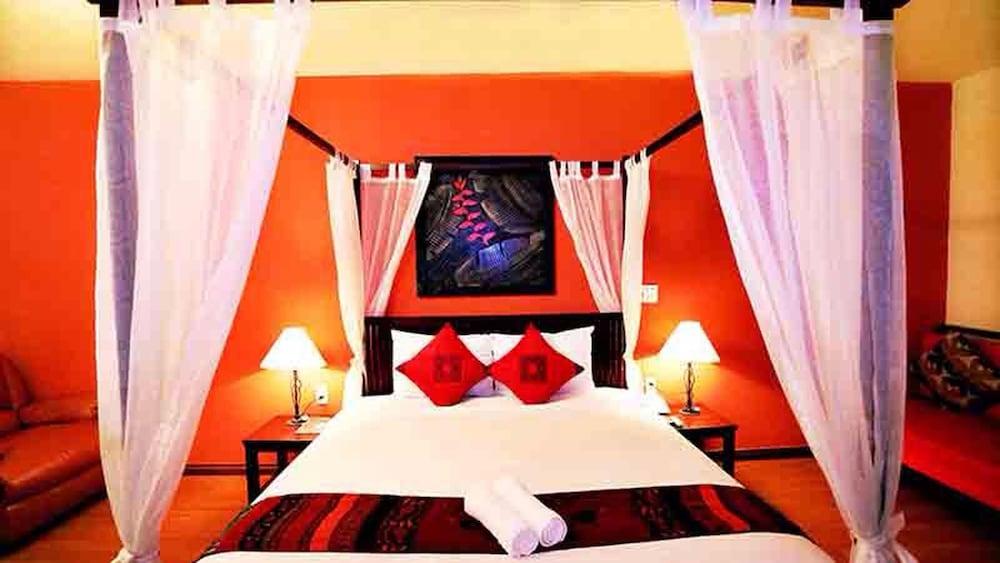 Gold Coast Hotel 3*