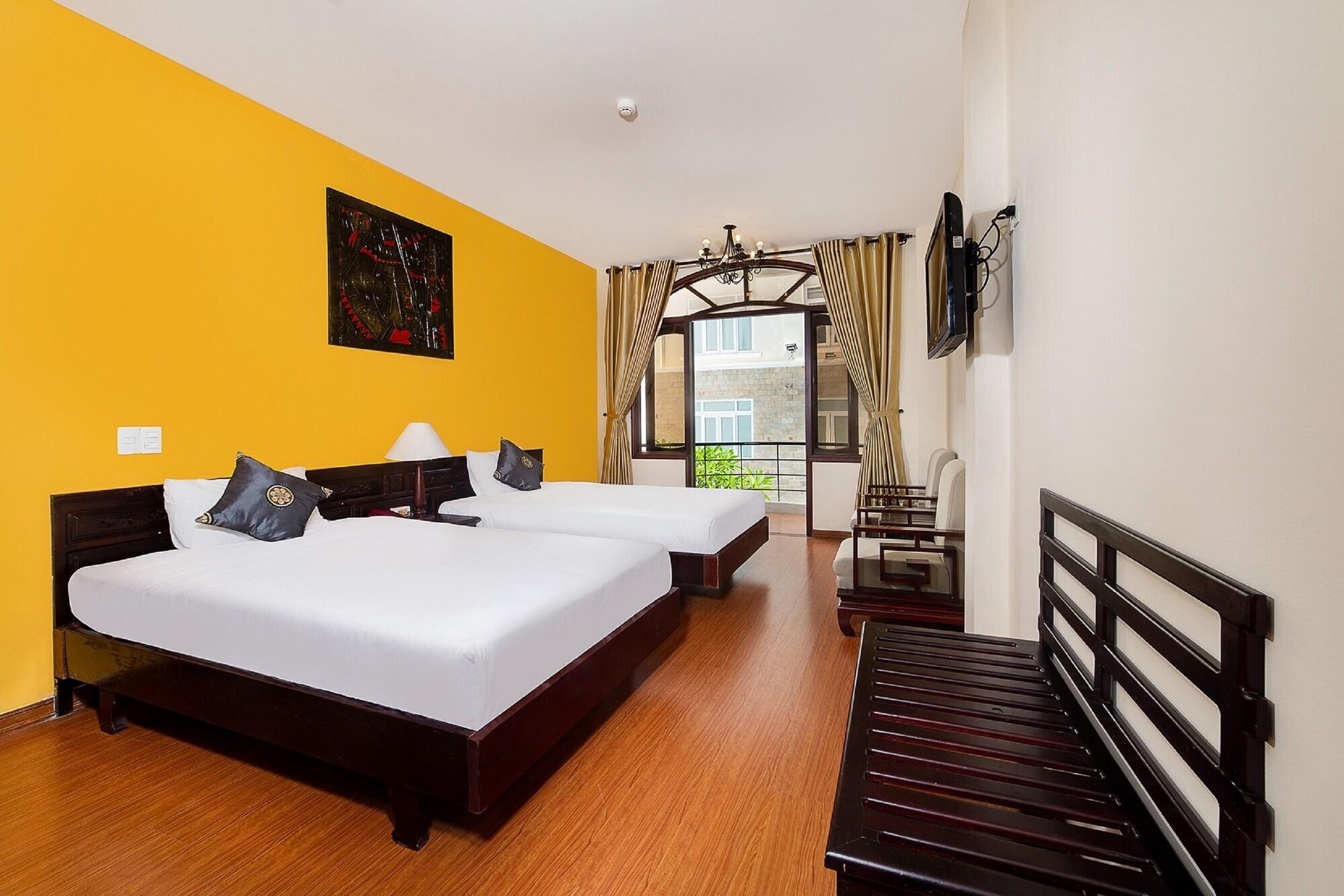 Gold Coast Hotel Đà Nẵng